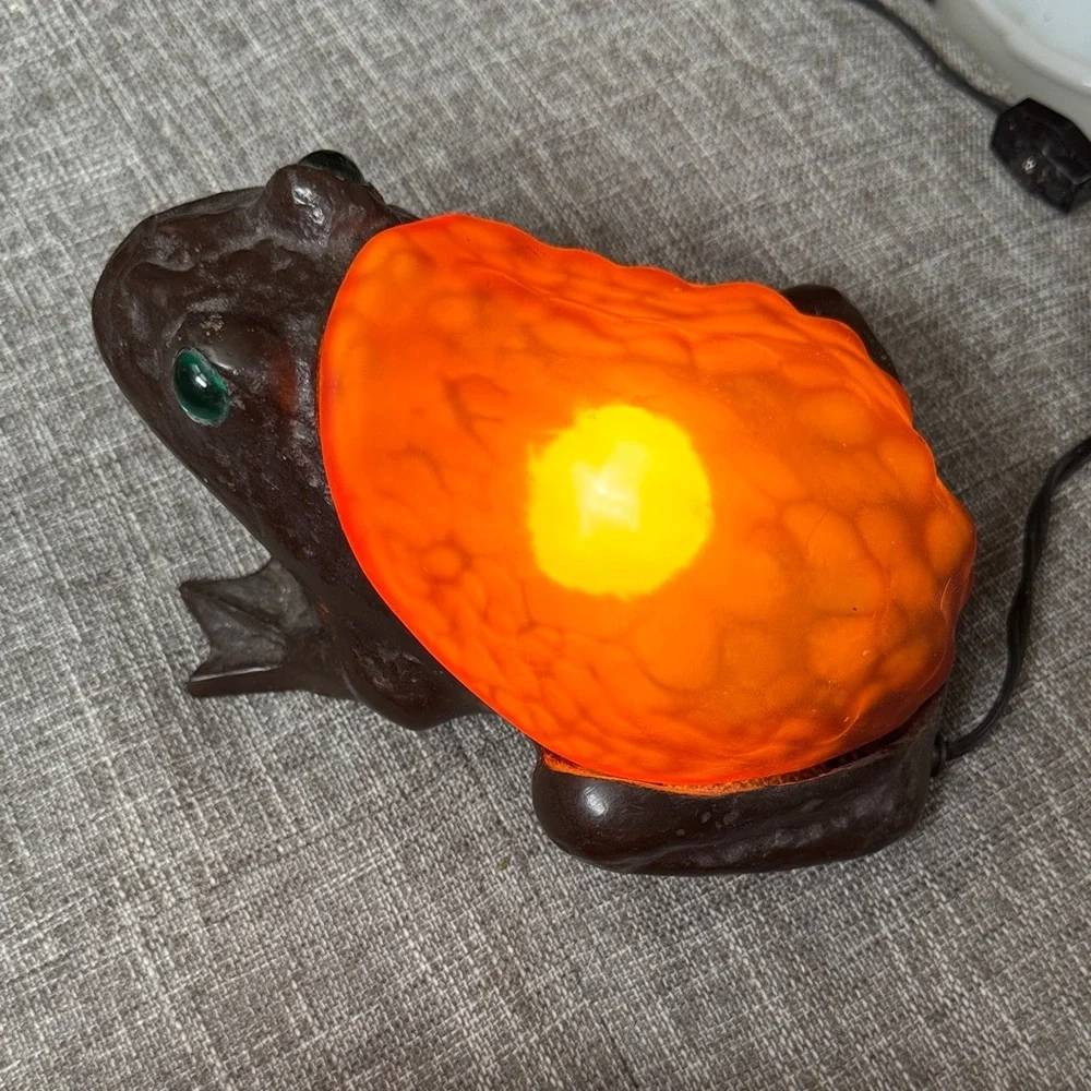 Reptile Frog Lamp with Orange Shell